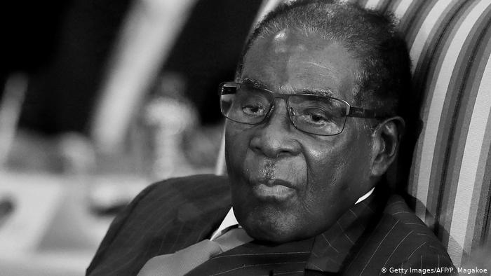 Robert Mugabe - od narodnog heroja do diktatora