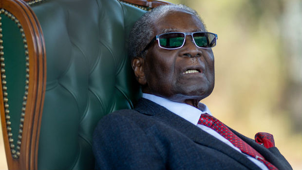 Robert Mugabe - od oslobodioca do zatvorenika