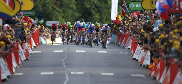Roglič pobednik četvrte etape, Alafilip zadržao žutu majicu na Tur dFransu
