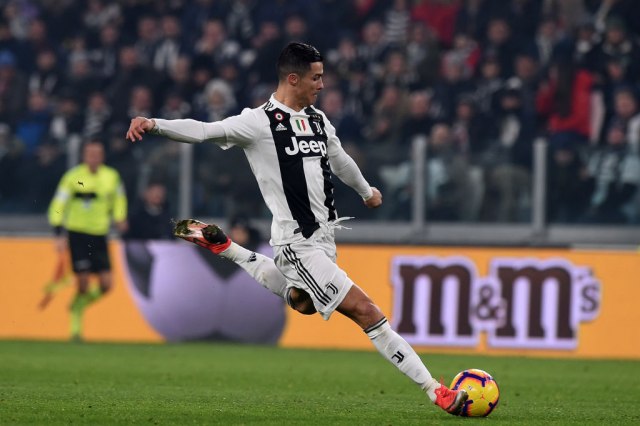 Ronaldo iz penala rešio derbi Torina