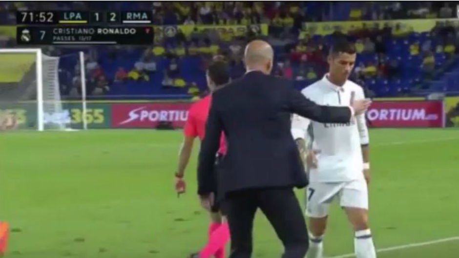 Ronaldo ljut, Zidan mora da ga čuva
