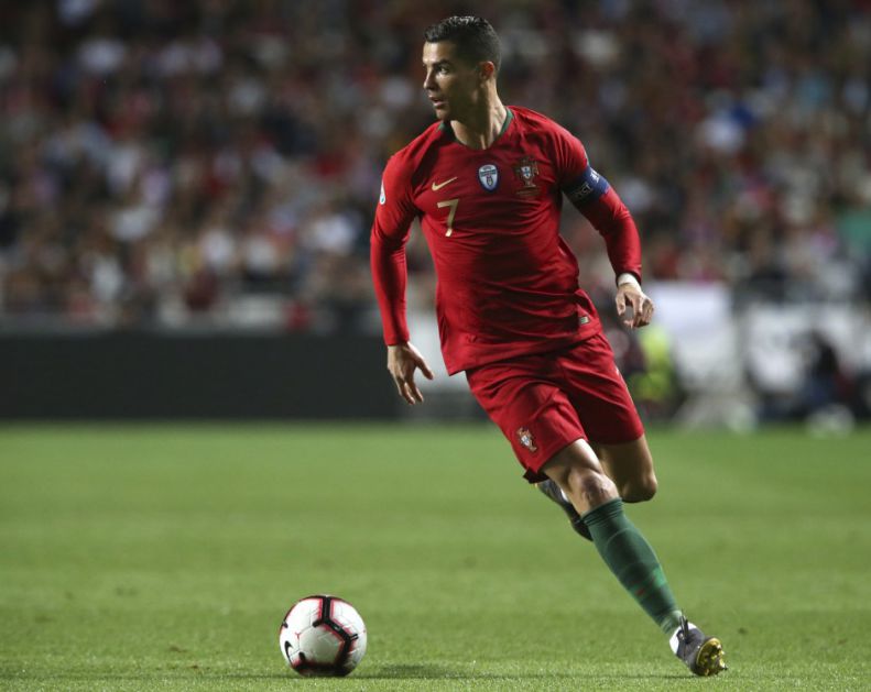 Lisabon zanemeo - Ronaldo se povredio i izašao!