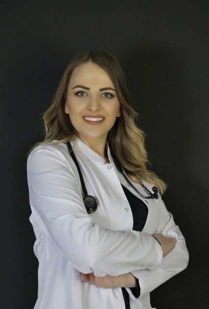 Rožajka Erna Topalović, uspješna studentica medicine u Turskoj