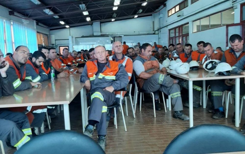 Rudari i radnici “Arcelor Mittala” obustavili rad