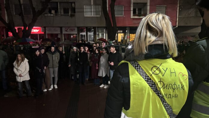 „Ruke su im još krvavije, a mi ne odustajemo“: U Nišu obeležena godišnjica blokade Filozofskog fakulteta