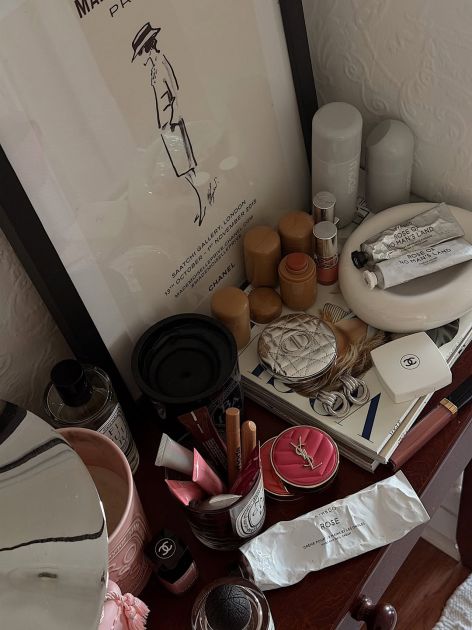 Rumenila za žene 50+: Donosimo listu makeup favorita za zrelu kožu