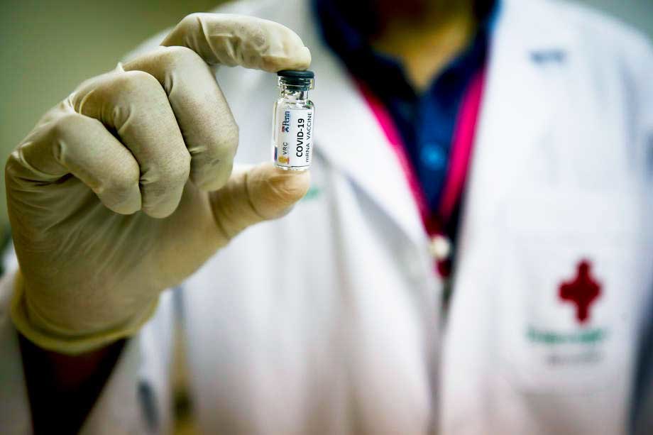 Rumunija razvija vakcinu koja će se uzimati kroz nos; Potraga vodi preko zaražavanja volontera?