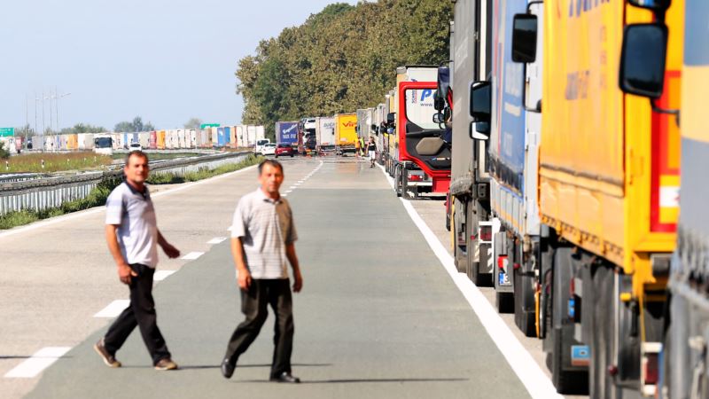 Rumunski graničari našli 111 migranata u kamionu 