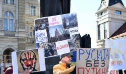 Rusi, Belorusi i Ukrajinci u Novom Sadu protestovali protiv rata u Ukrajini