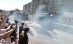 Rusija: Prevrnuo se tenk koji je bio na paradi (VIDEO)