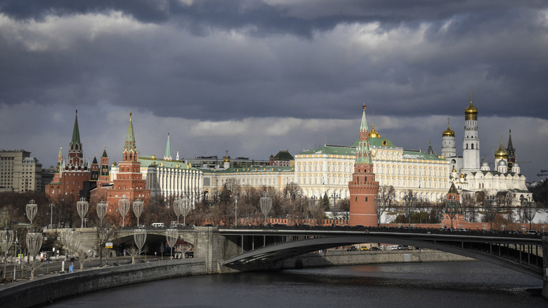 Rusija je u ratu – Kremlj