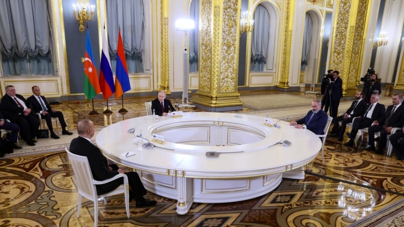 Rusija ukazala na neprijateljske korake Jermenije
