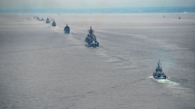 Ruski vojni brodovi proveravaju borbenu gotovost 