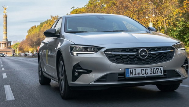 S Opel Insignijom i 66 litara dizela prešao 2095 km