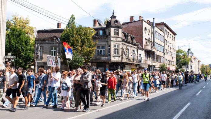 „S druge strane reke“ – niški studenti organizuju protestnu šetnju kad i SNS skup „protiv blokada“