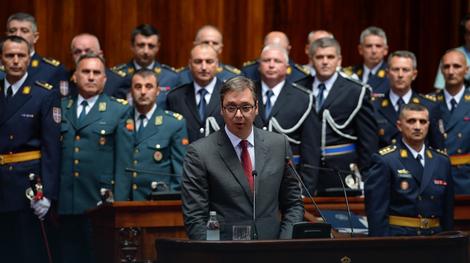 SABLJE ZA NAJBOLJE OFICIRE Vučić: Ostajemo vojno neutralni i ne odustajemo od tradicionalnih prijateljstava ni pod pritiskom