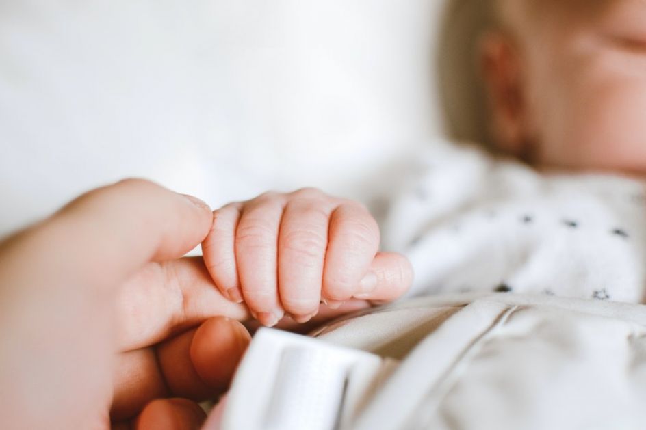 SAD: Najmanja stopa nataliteta u više od četiri decenije
