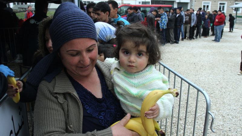 SAD u ponedeljak primaju 10.000-og izbeglicu uz Sirije