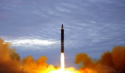 SAD u razgovoru sa saveznicima o snažnom odgovoru na severnokorejsko lansiranje rakete (VIDEO)
