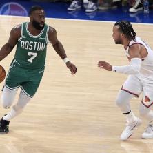 ŠAMPION SE NE PREDAJE TAKO LAKO: Boston razbio Nikse u Medison Skver Gardenu (VIDEO)