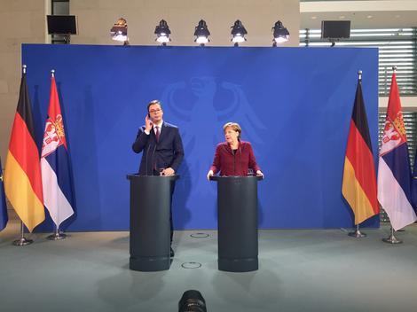 SASTANAK U BERLINU Merkelova Vučiću: Srbija je na pravom putu