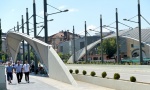 SCENARIO ZA DAN ZASTAVE: Albanci spremaju haos na mostu u Mitrovici