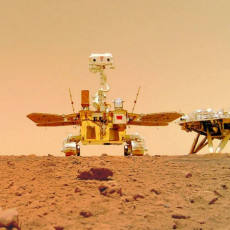 SELFI SE SADA FOTKA I NA MARSU: Kineski rover uveliko osvaja Crvenu planetu (FOTO)