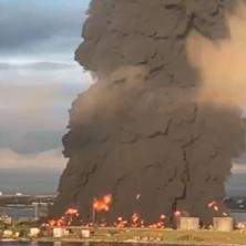 SEVASTOPOLJ U PLAMENU! Ukrajinski dronovi RAZNELI SKLADIŠTE GORIVA, 1.000 kvadratnih metara pod plamenom (VIDEO)