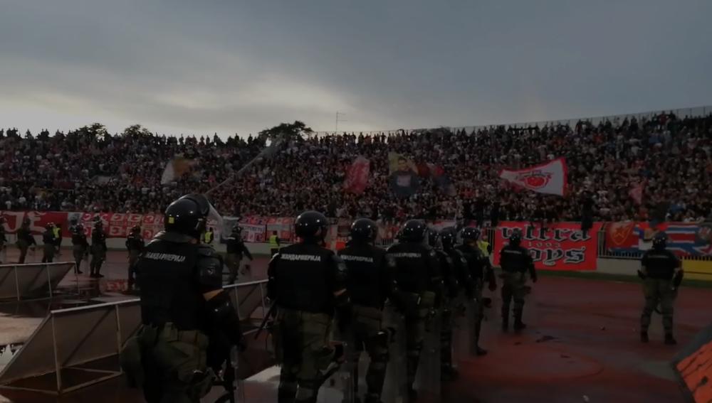 SEVER RASPOLOŽEN ZA DERBI: 
Navijači Crvene zvezde ispunili svoju tribinu na stadionu Partizana! KURIR TV