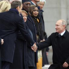 SKANDAL u Parizu! Tači prišao Putinu iza leđa i pružio ruku, a onda... Kakav ŠOK! Vučić otkrio DETALJE!