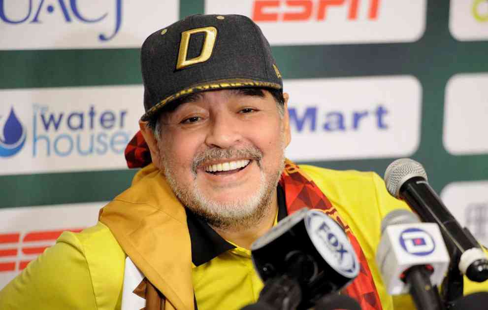 SLAVNI ARGENTINAC PUŠTEN IZ BOLNICE: Maradona operisan zbog unutrašnjeg krvarenja