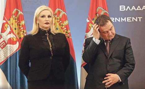 SMRAD NA DEDINJU: Zorana i Dačić se gušili u go.nima!