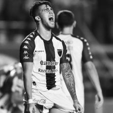 SMRT KOJA JE ŠOKIRALA PLANETU: Tragično POGINUO 23-godišnji argentinski fudbaler (FOTO)