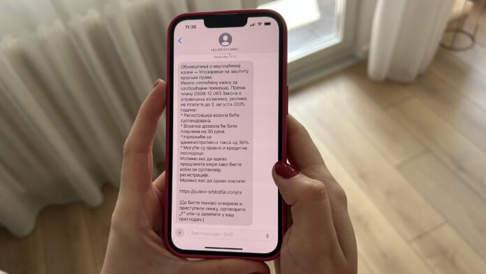SMS o kaznama i suspenziji vozačke dozvole stigao i Nišlijama – „Putevi Srbije“ upozoravaju na prevaru