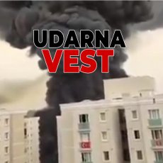 SNAŽNA EKSPLOZIJA U ISTANBULU! Jeziv prizor, gusti crni dim se nadvio nad gradom, zgrada je u plamenu! (VIDEO)