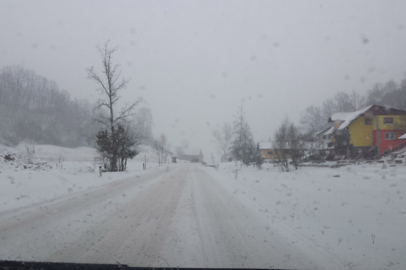 SNOW IN SLOVENIA: Everything turned white as if it wasn’t summer!
