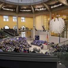 ŠOKANTNE PROMENE! Nemačka odlučila da legalizuje drogu, kao i da omogući sigurne INTIMNE odnose na račun države