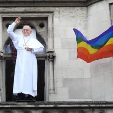 ŠOKANTNO! Papa Franja odobrio blagoslove za sklapanje istopolnih brakova