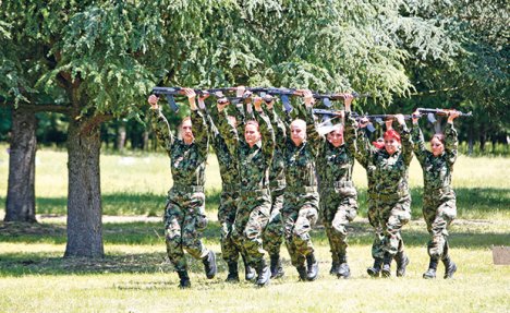 ŠOKANTNO: U Vojsci Srbije žene preuzimaju primat nad muškarcima
