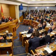 SOLIDNA OSNOVA ZA KONAČAN DOGOVOR: Koalicija Za budućnost Crne Gore dobija mesto predsednika parlamenta i dva važna ministarstva?!
