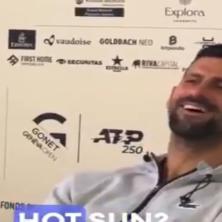 ŠOU NA NOVAKOVOJ KONFERENCIJI: Stefan Đoković javno postavio pitanje ocu (VIDEO)