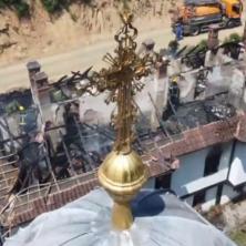 SPASILI SMO SVE ŠTO SMO MOGLI! Meštani pomagali vatrogascima da se sačuva svetinja: Detalji požara u manastiru Vraćevšnica