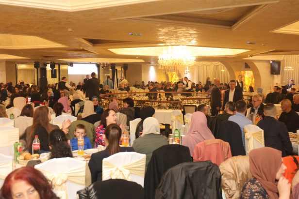 SPP organizirala veliki iftar u Novom Pazaru