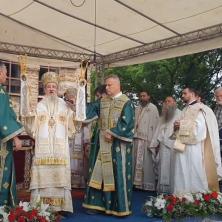 KFOR NADLEĆE MANASTIR: Patrijarh Porfirije služi liturgiju u Gračanici - evo kako ove godine Srbi na Kosovu obeležavaju Vidovdan (VIDEO)