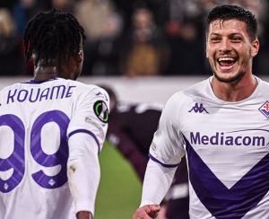 SRBI NAPADAJU EVROPSKI TROFEJ: Fiorentina stoji na putu Vest Hemu!