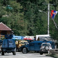 SRBI NE ŽELE DA ĆUTE, MASOVNO OKUPLJANJE U KOSOVSKOJ MITROVICI: Naš narod hoće da glasa i ostvari svoje građansko pravo