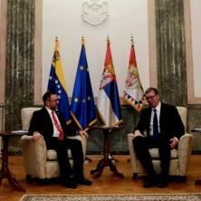 SRBIJA I VENECUELA SU ISTINSKI PRIJATELJI Vučić na sastanku sa ministrom Ivanom Hilom Pintom (FOTO)