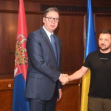 SRBIJA POŠTUJE TERITORIJALNI INTEGRITET UKRAJINE Vučić se oglasio nakon sastanka sa Zelenskim: Dobar i otvoren razgovor 