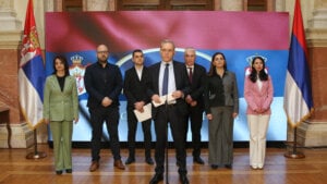 SRCE: Najava vojne parade kao najveće u istoriji – još jedna Vučićeva obmana