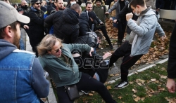 SSP: Incidente tokom blokade u Novom Sadu izazvali navijači bliski Vučeviću